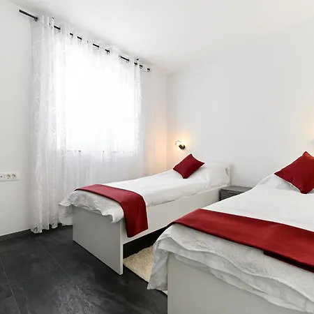 Holiday home Crowonder House Helora With Swimming Pool - Crowonder Luxury Rent
