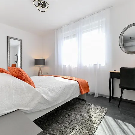 Crowonder House Helora With Swimming Pool - Crowonder Luxury Rent * Zaton (Zadar)
