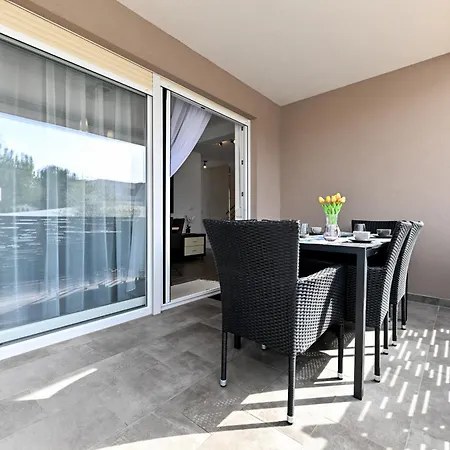 Crowonder House Helora With Swimming Pool - Crowonder Luxury Rent * Zaton (Zadar)