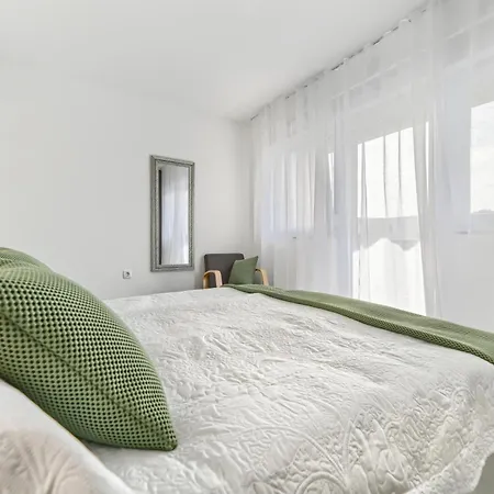 Holiday home Crowonder House Helora With Swimming Pool - Crowonder Luxury Rent Zaton (Zadar)